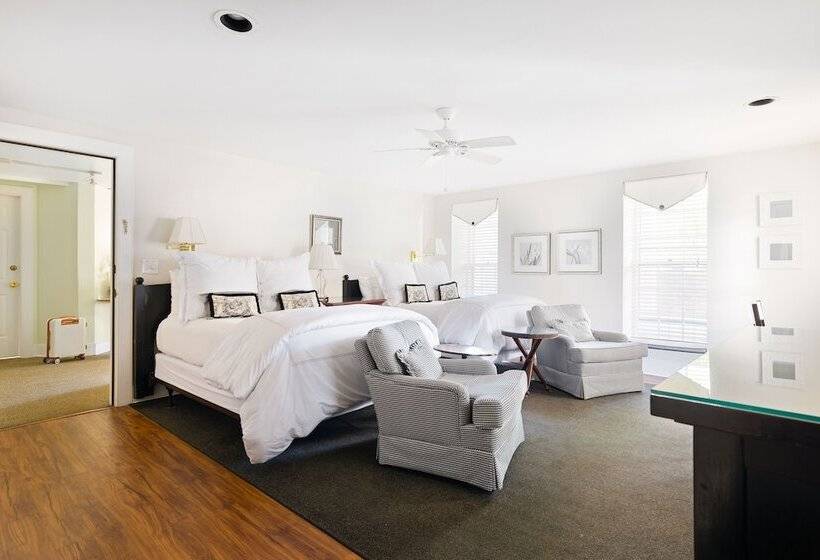 غرفة قياسية, Rhett House