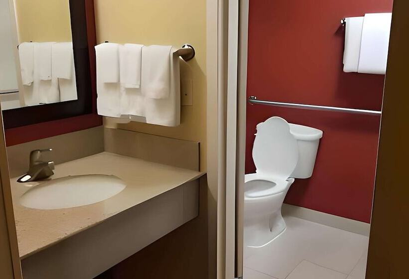 سوییت, Comfort Inn & Suites