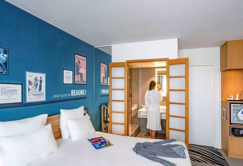 Номер Классика Двуспальная Кровать, Novotel Beaune