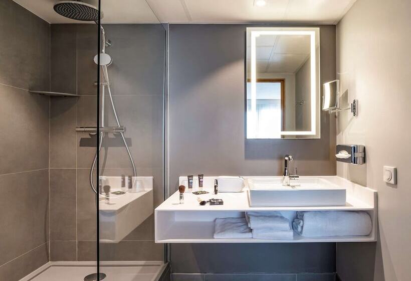 Классический Номер, Novotel Beaune