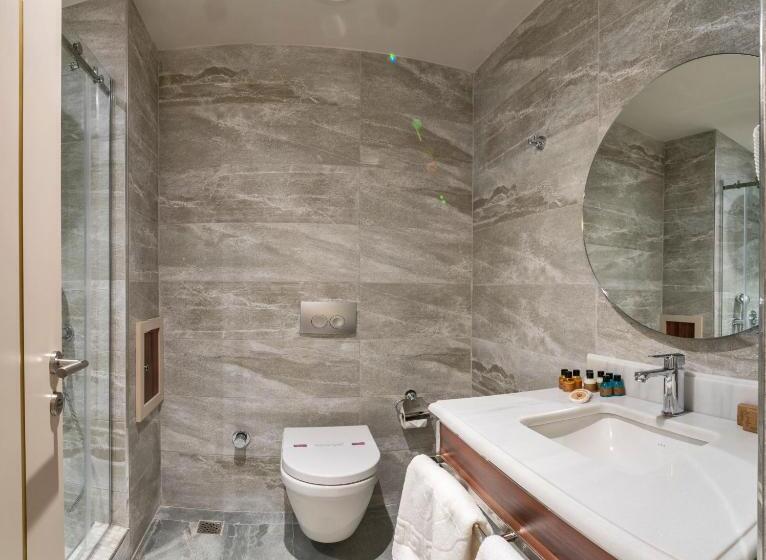 اتاق لوکس, Golden Royal Hotel & Spa