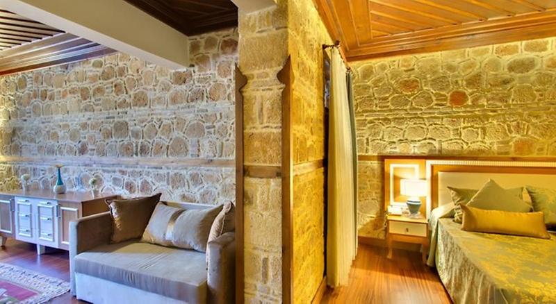 سوییت جونیور, Dögan