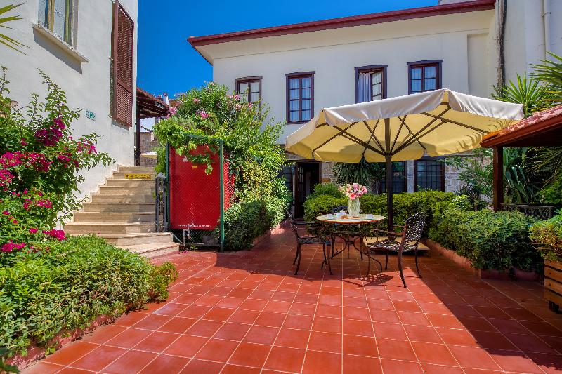 سوییت جونیور, Dögan