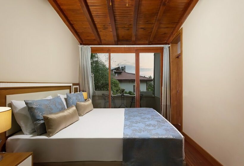 اتاق خانوادگی, Dögan