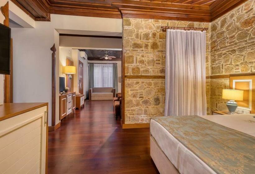 سوییت جونیور, Dögan