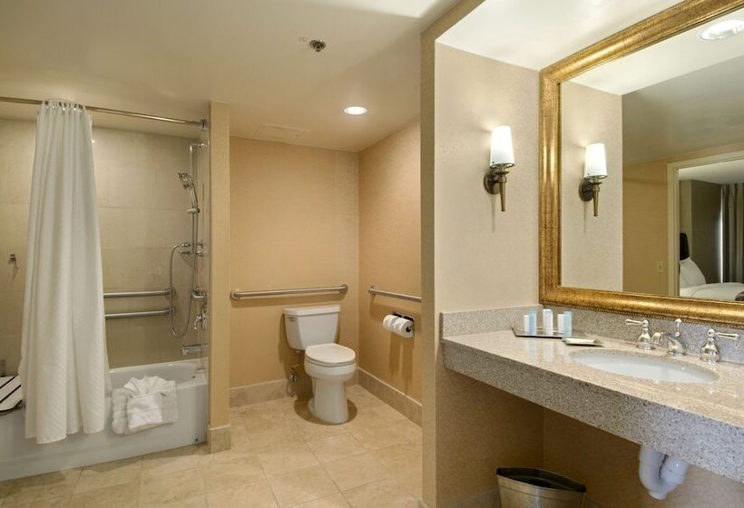 سوئیت برای معلولان, Embassy Suites By Hilton Phoenix Downtown North