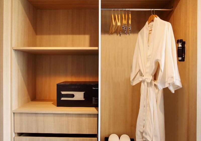 استودیو استاندارد با تخت کینگ, Embassy Suites By Hilton Phoenix Downtown North