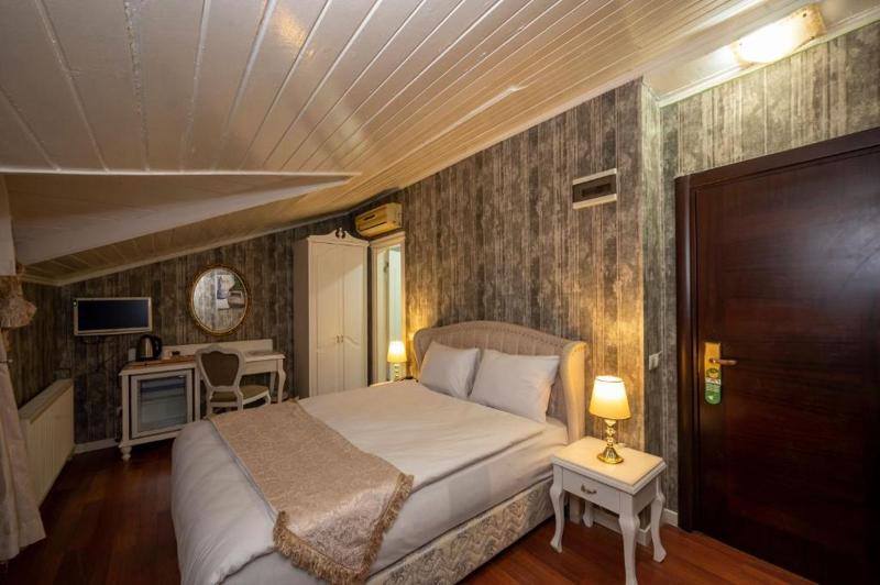 スーペリアールーム, Kupeli Palace