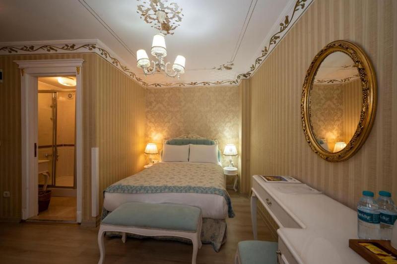 スーペリアールーム, Kupeli Palace