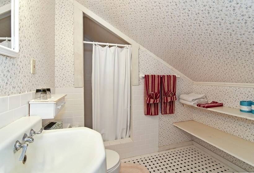 Номер Стандарт, Manoa Valley Inn