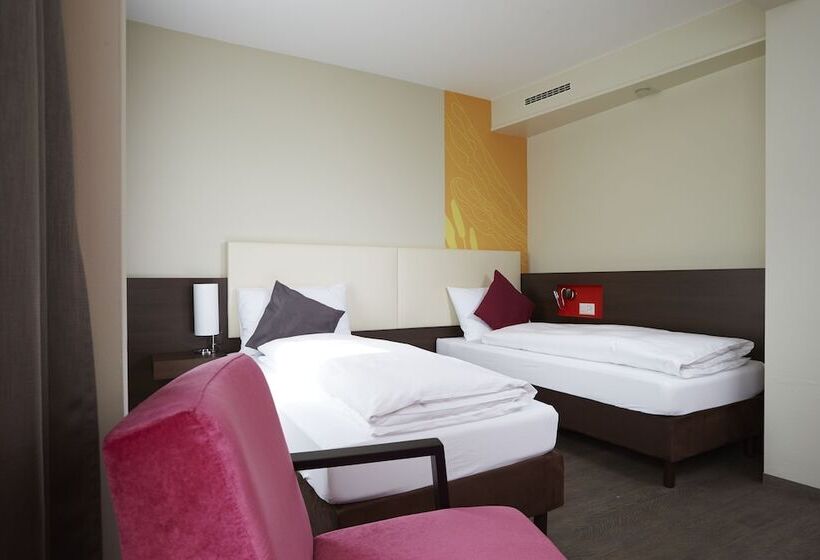 חדר קומפורט, Meierhof