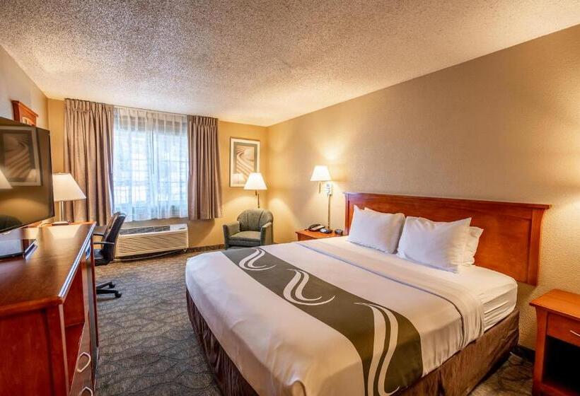 Стандартный Номер Кровать Кинг, Spark By Hilton Modesto