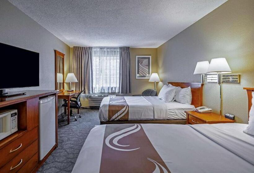 Номер Стандарт 2 Двуспальные Кровати, Spark By Hilton Modesto