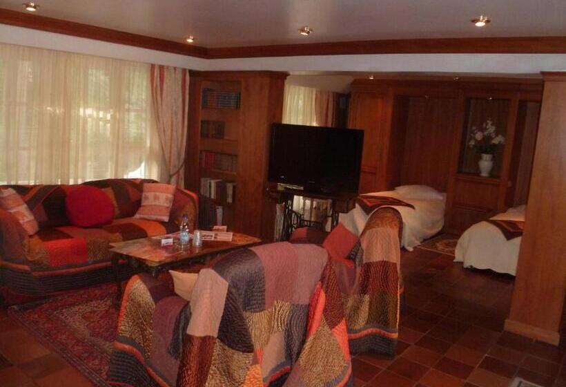 套房, Restaurant Les Pins Logis