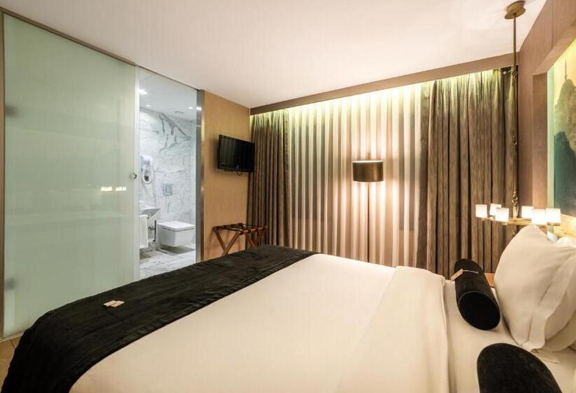 Superior-huone, Saint Sophia