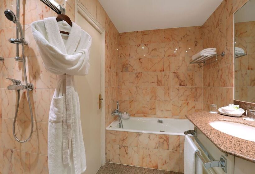 Семейный Номер, Hôtel Château De L Ile