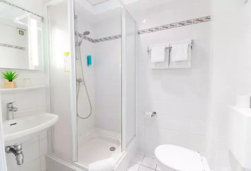 Basic-huone, Maison Turenne