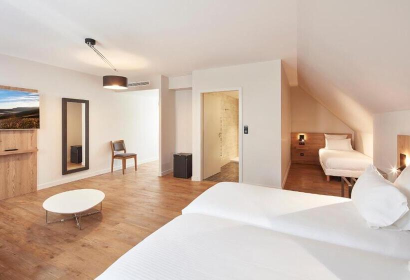 חדר משפחתי, Turenne