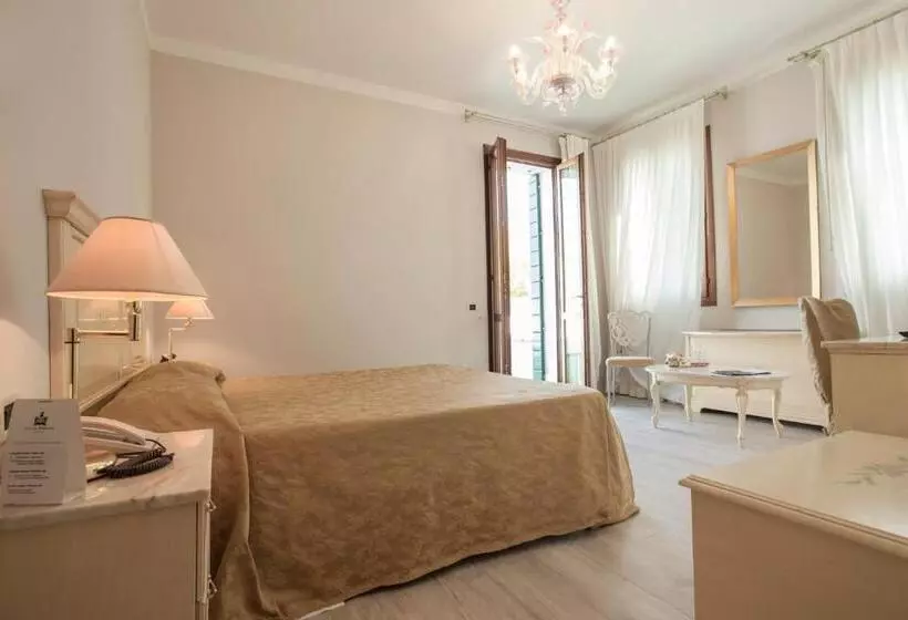 キングサイズベッドのデラックスルーム, Villa Braida