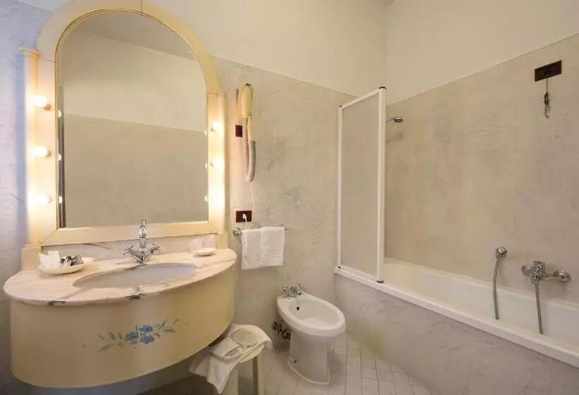 キングサイズベッドのデラックスルーム, Villa Braida