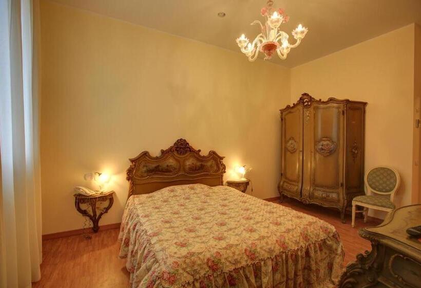 스탠다드 룸 킹사이즈 침대, Villa Braida