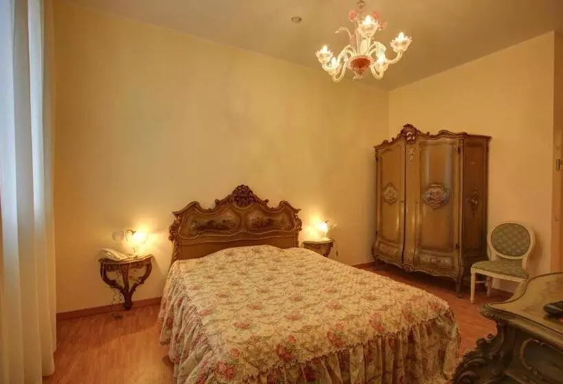 キングサイズベッドのデラックスルーム, Villa Braida
