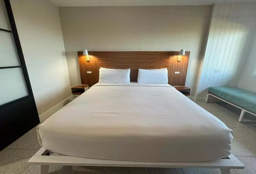 キングサイズベッドのデラックスルーム, Kohea Kai Hotel Maui