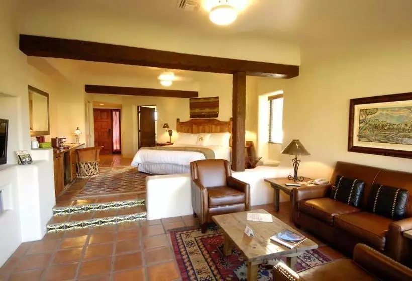 キングサイズベッドのスイートルーム, Tubac Golf Resort & Spa