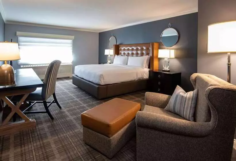 キングサイズベッドのスイートルーム, Virgin Hotels Las Vegas, Curio Collection by Hilton