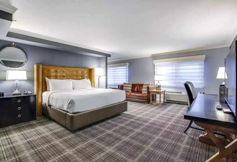 キングサイズベッドのスイートルーム, Virgin Hotels Las Vegas, Curio Collection by Hilton