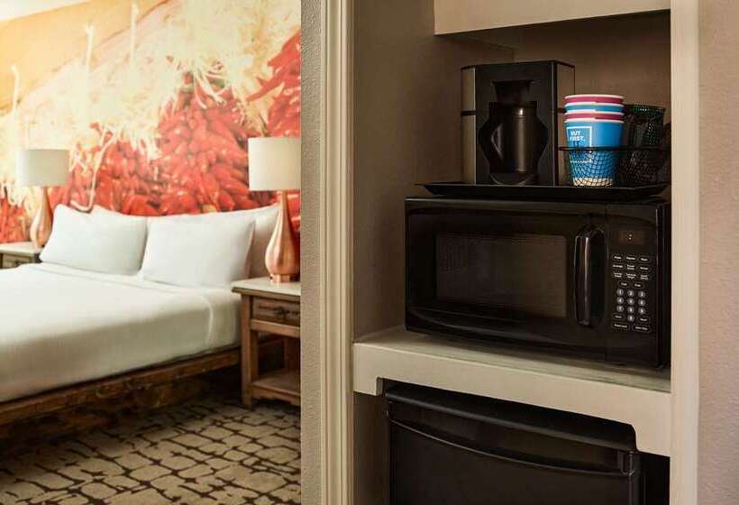 스위트 킹사이즈 침대, Virgin Hotels Las Vegas By Suiteness