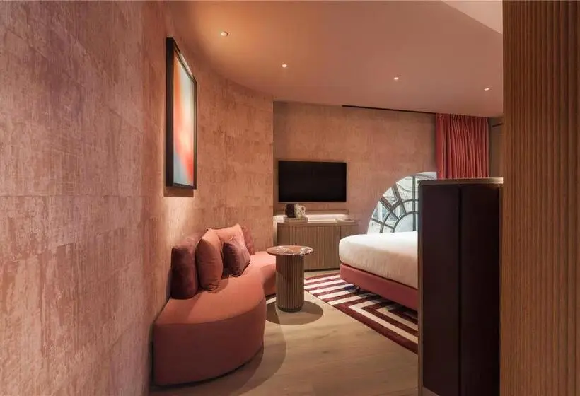 اتاق استاندارد با تخت بزرگ, Virgin Hotels Las Vegas, Curio Collection by Hilton