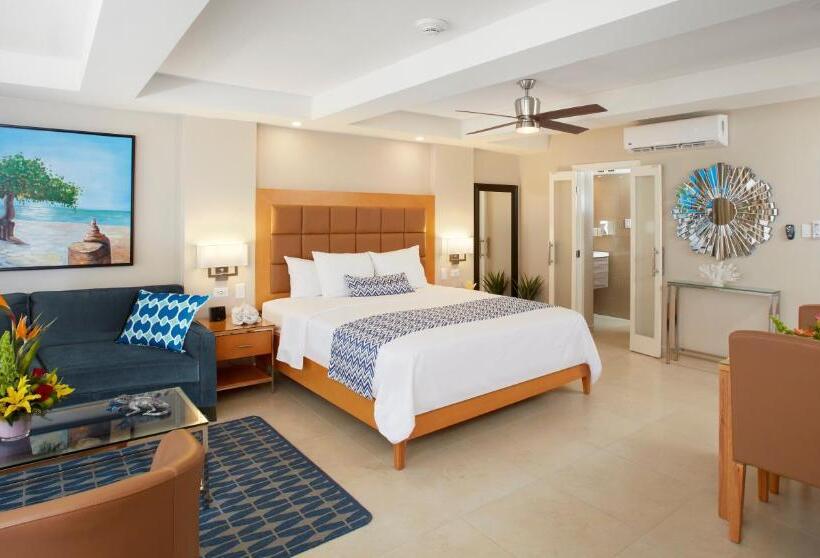 استودیوی استاندارد, Divi Dutch Village Beach Resort