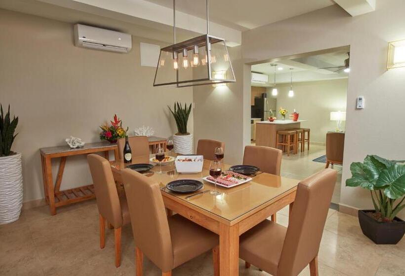 سوییت, Divi Dutch Village Beach Resort