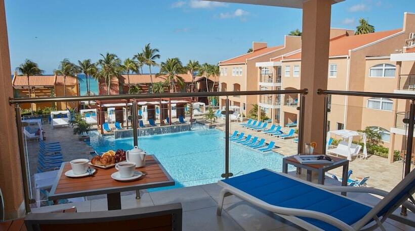 استودیوی استاندارد, Divi Dutch Village Beach Resort