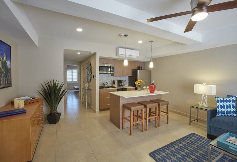 سوییت, Divi Dutch Village Beach Resort