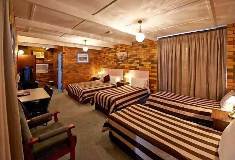 Family Room, Figtree Motel