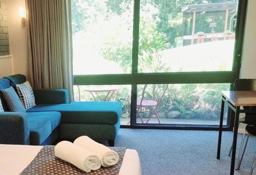 プレミアムスイート, Motel Sierra Bright