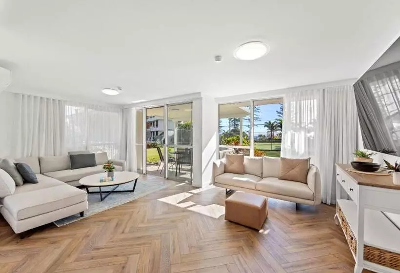 2ベッドルームのスーペリアアパートメント, Burleigh Beach Tower