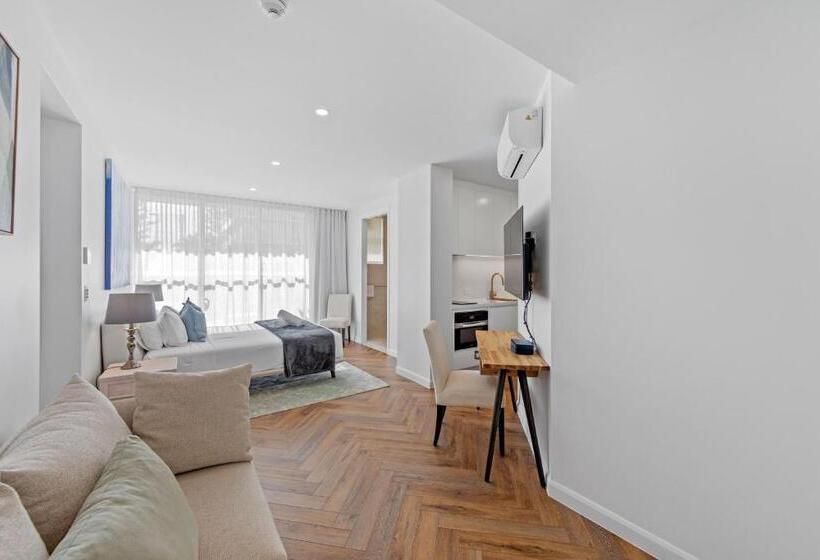 شقة سوبيريور 3 غرف نوم, Burleigh Beach Tower