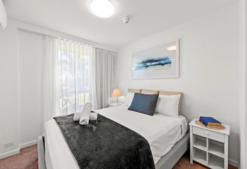 Апартаменты Superior 3 Спальни, Burleigh Beach Tower