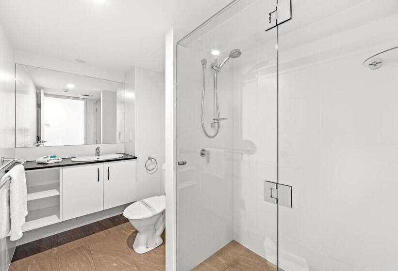 شقة سوبيريور غرفة نوم واحدة مطلّة علي البحر, Burleigh Beach Tower