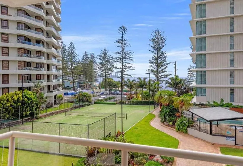 オーシャンビューのスーペリアー1ベッドルームアパートメント, Burleigh Beach Tower