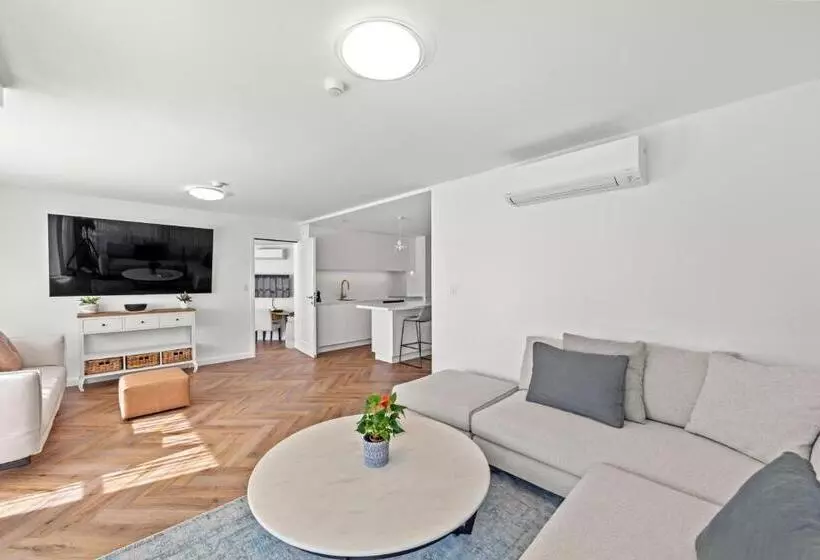 3ベッドルームのスーペリアアパートメント, Burleigh Beach Tower