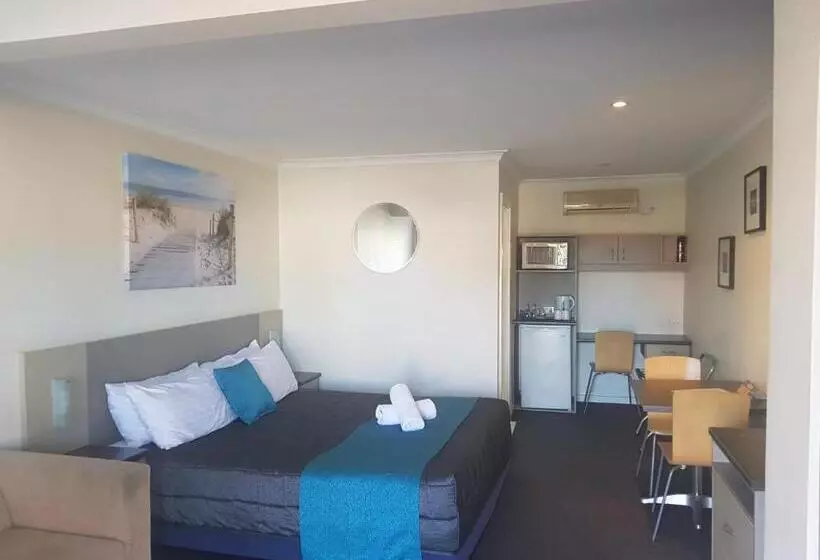 스탠다드 룸 킹사이즈 침대, Caravilla Motor Inn