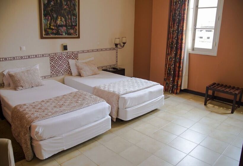 اتاق استاندارد, Continental Luanda