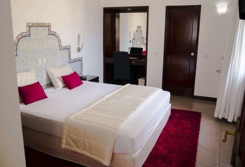 سوئیت سینیور, Continental Luanda