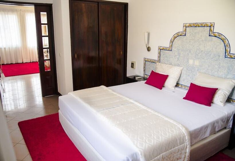 سوئیت سینیور, Continental Luanda