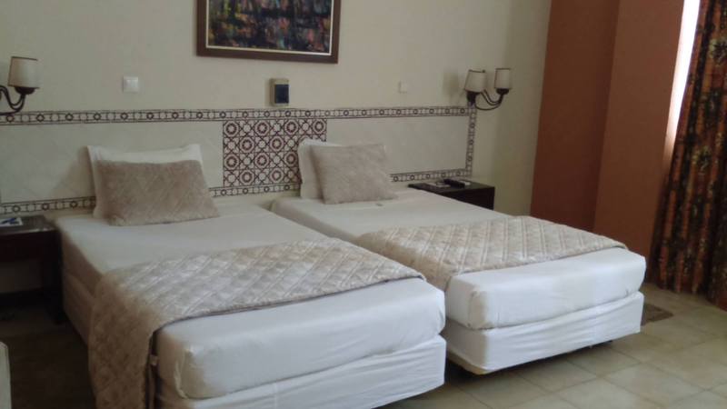 اتاق کلاسیک, Continental Luanda