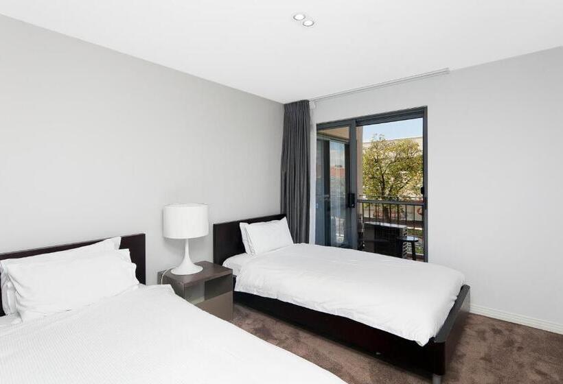 Апартаменты Ejecutiva 2 Спальни, Astra Apartments   The Griffin